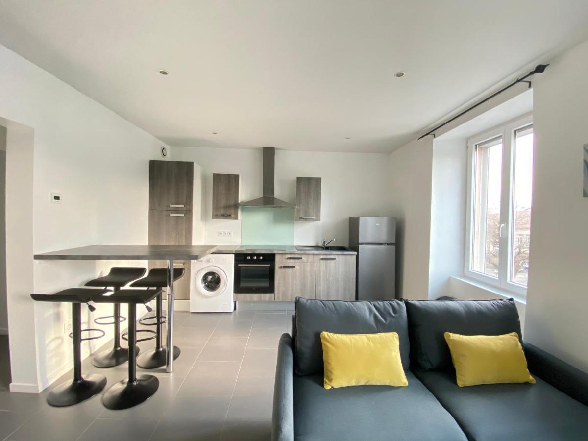 Tres Beau T2 42M2 Lumineux, Moderne Et Renove Avec Fibre Daire Belfort Dış mekan fotoğraf